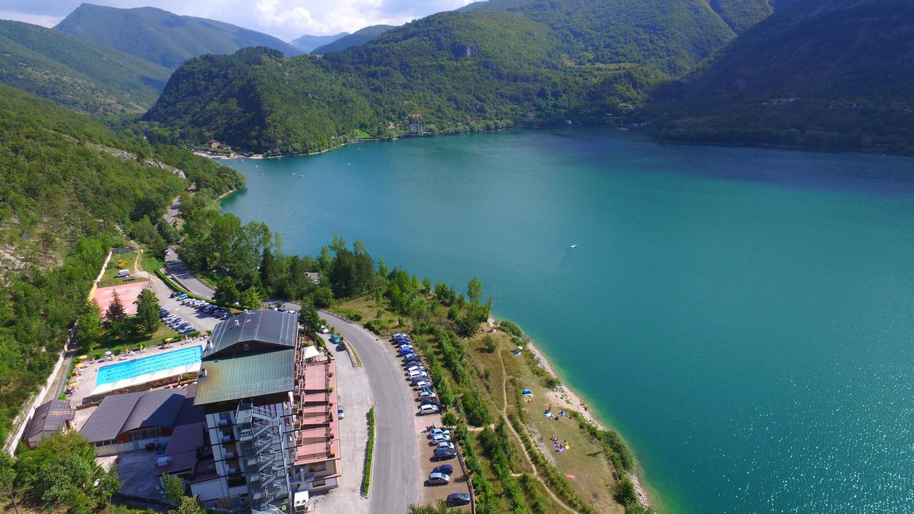 Park Hotel Scanno Dış mekan fotoğraf